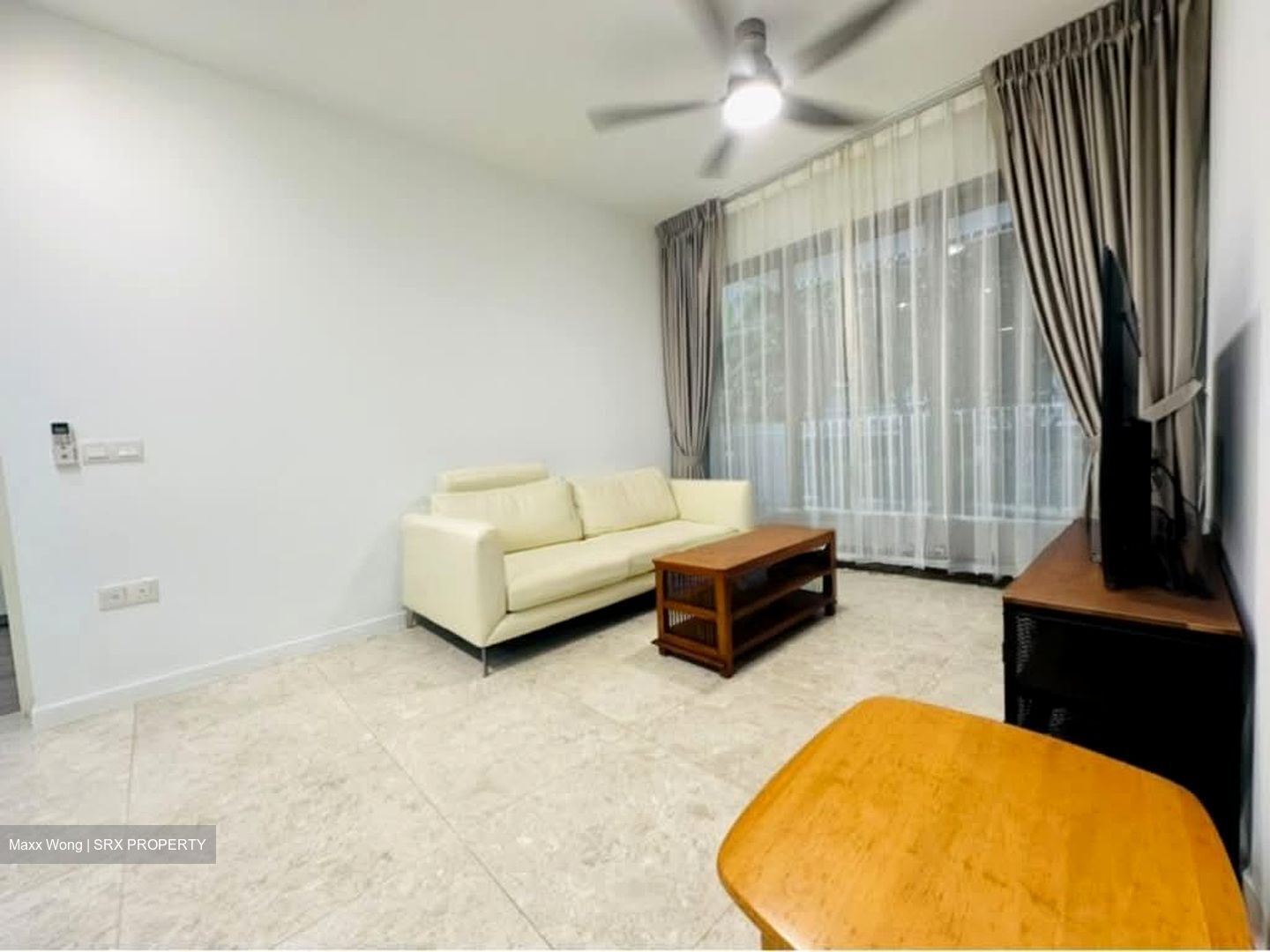 The Lakefront Residences (D22), Condominium #563050431